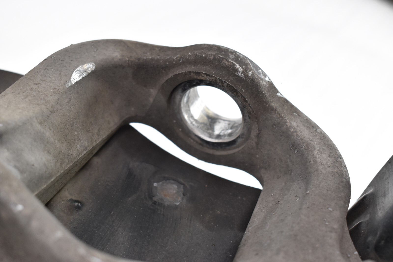 14-17 Maserati Ghibli S Q4 AWD Front Right Side Spindle Knuckle Hub Bearing OEM