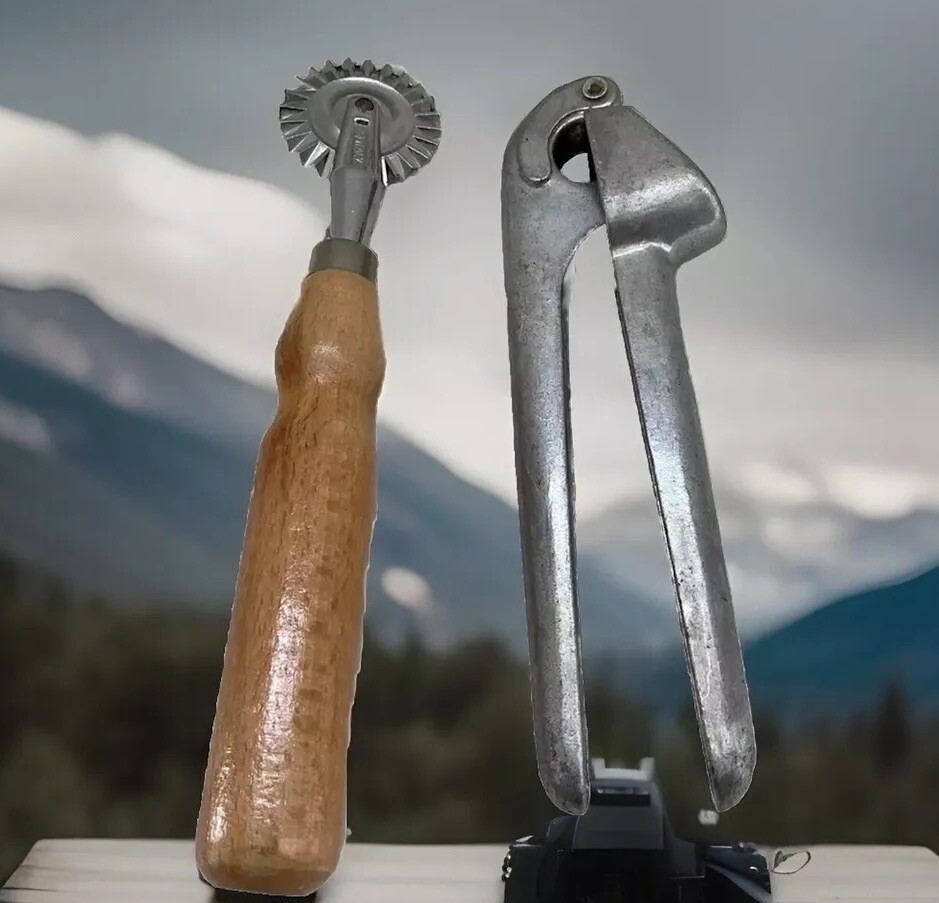 Vintage Italian Aluminum Garlic Press & Pastry Wheel Cutter-image