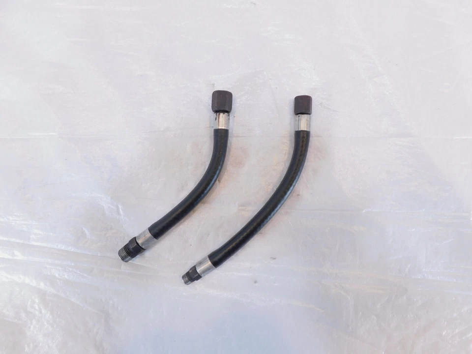 Mangueras de entrada y salida de filtro de aceite Harley Davidson Sportster 883 1100 y 1200 Foto 3 de 4