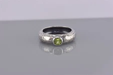Silpada Sterling Silver Hammered R1416 Green Peridot Band Ring 925 Sz: 8