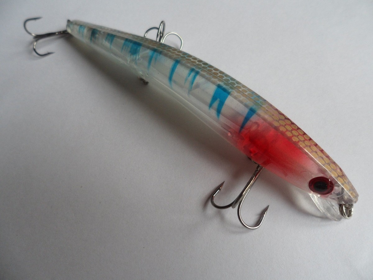 Leurre flottant yo-zuri crystal minnow dd - 13cm 13 24 4 a l'unité