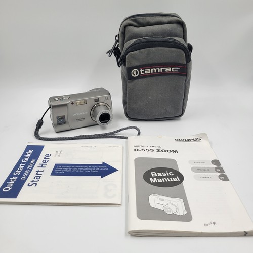 Cámara digital Olympus Imaging D-555 zoom Imagelink plateada con estuche y manual