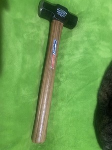 Blue-Point BH122D 40oz Sledge Hammer with Hickory Handle
