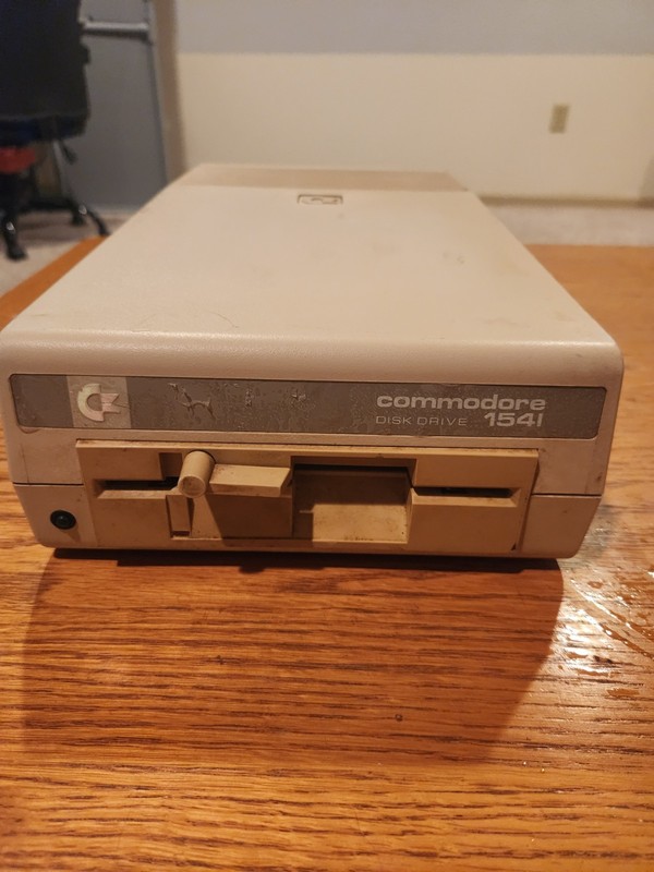 Commodore 1541 Floppy Disk Drive *FOR PARTS*
