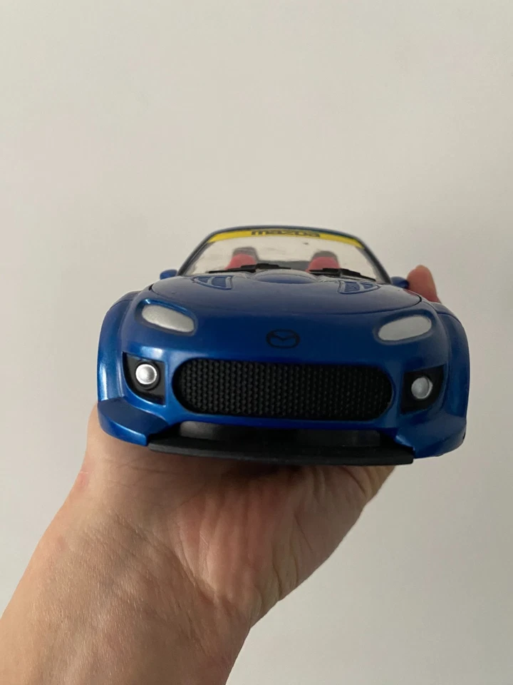 Newray 1:24 MAZDA MX-5 NEWRAY Car Model Toy Diecast - Image 4 of 4