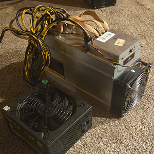 Bitmain Antminer L3+ ASIC Scrypt Miner 504MH/s 800W w/ PSU for Litecoin