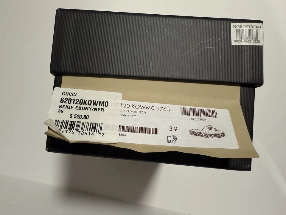 ALPARGATAS GUCCI AUTÉNTICAS en LOGO GG en BEIGE/NERO 39 Foto 3 de 4