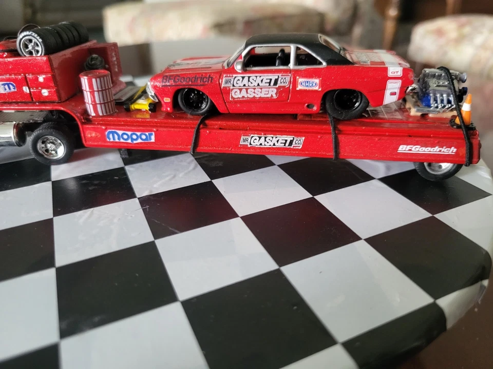 1966DODGE 1/64 SCALE L600 COE TRUCK DIORAMA DIECAST 69 DODGE DART GTX & TRAILER  - Image 4 of 4