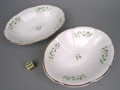 Royal Tara Shamrock Geschirr / Schüsseln / Teller. Oval. Galway irisches Porzellan Vintage 7 Zoll