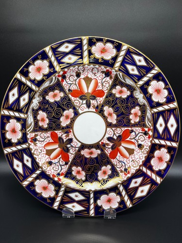 Royal Crown Derby Imari Pattern 2451 Dinner Plates – Set of Eight