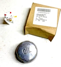International NOS Oil Filler Cap  Trucks & Tractors  86900R91 ,Replaces 379318C1