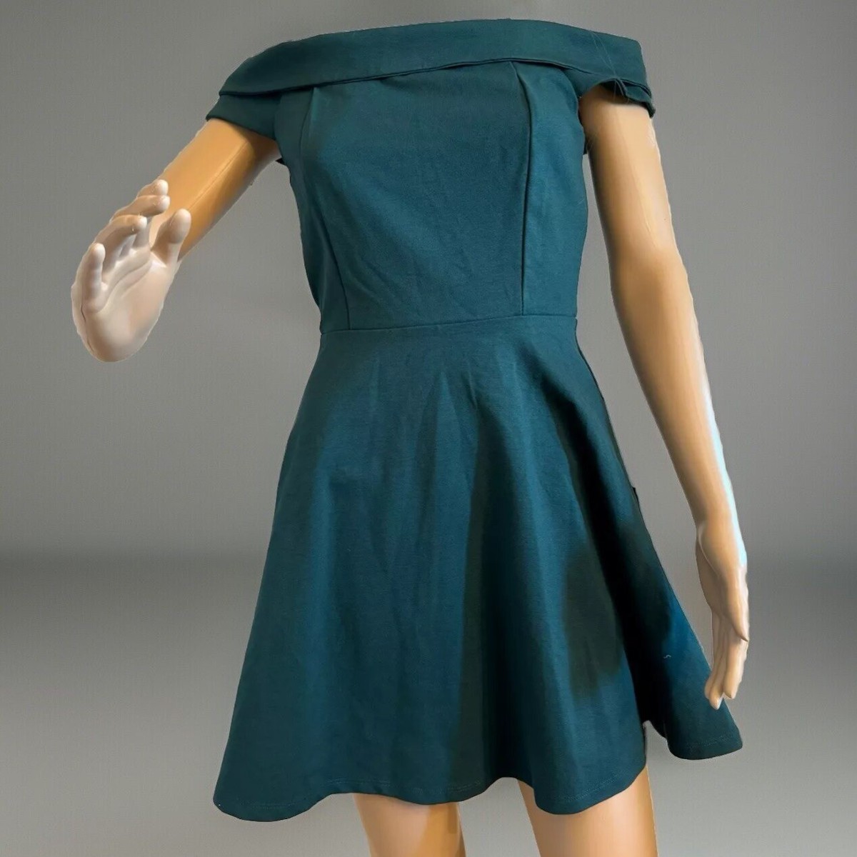 green emerald velvet dress Green Skater Dress Short Sleeve Jacquard main image 0