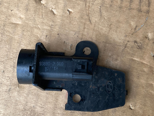 Hyundai Kontaktschalter Motorhaube 93880-2E000