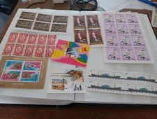 POST STAMPS BLOCK MIXED ITEMS AND MIXED COUNTRY (MBJJ743)