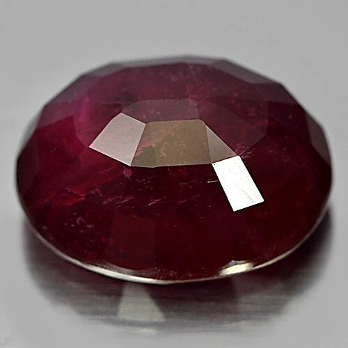 Purplish Red Ruby 4.94 Ct. Oval 10.6 x 8.3 Mm. Natural Gemstone From Madagascar - Image 3 of 4