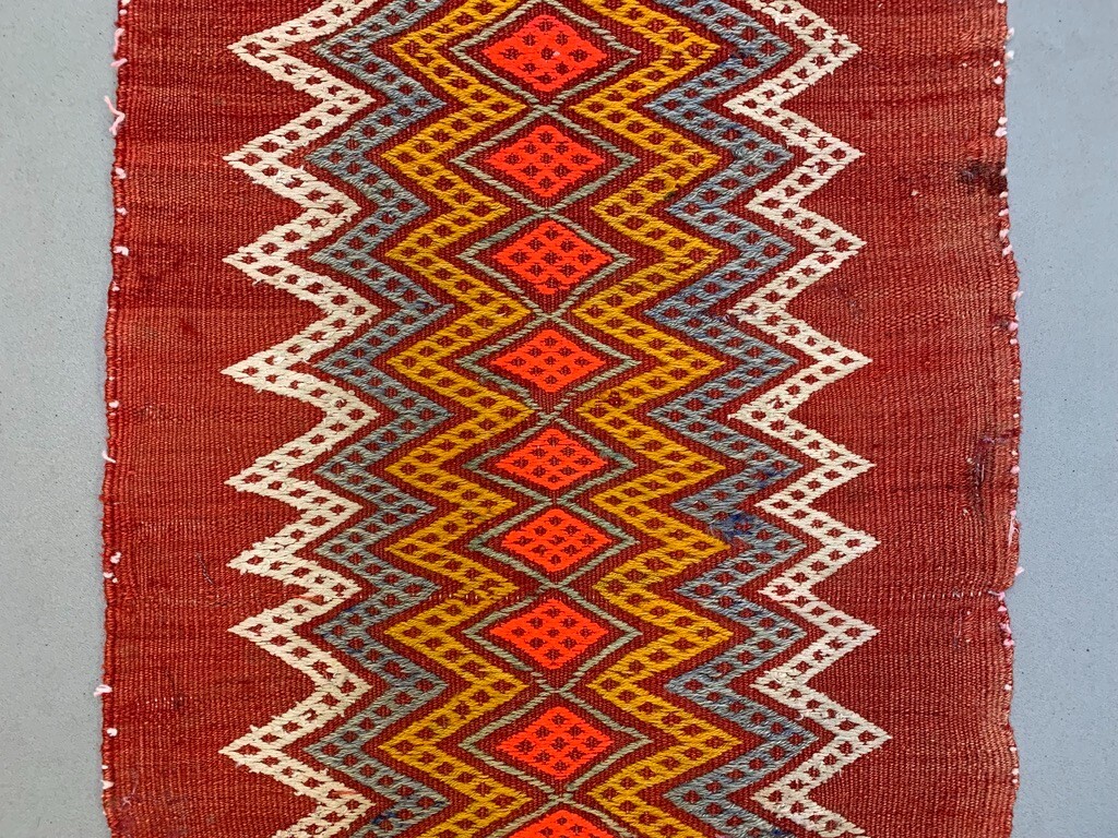 Picture 4 of 6