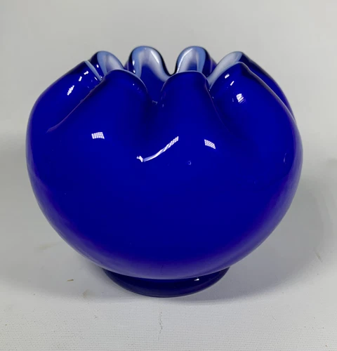 Fenton Cobalt Blue Art Glass Pinched Rose Bowl Vase