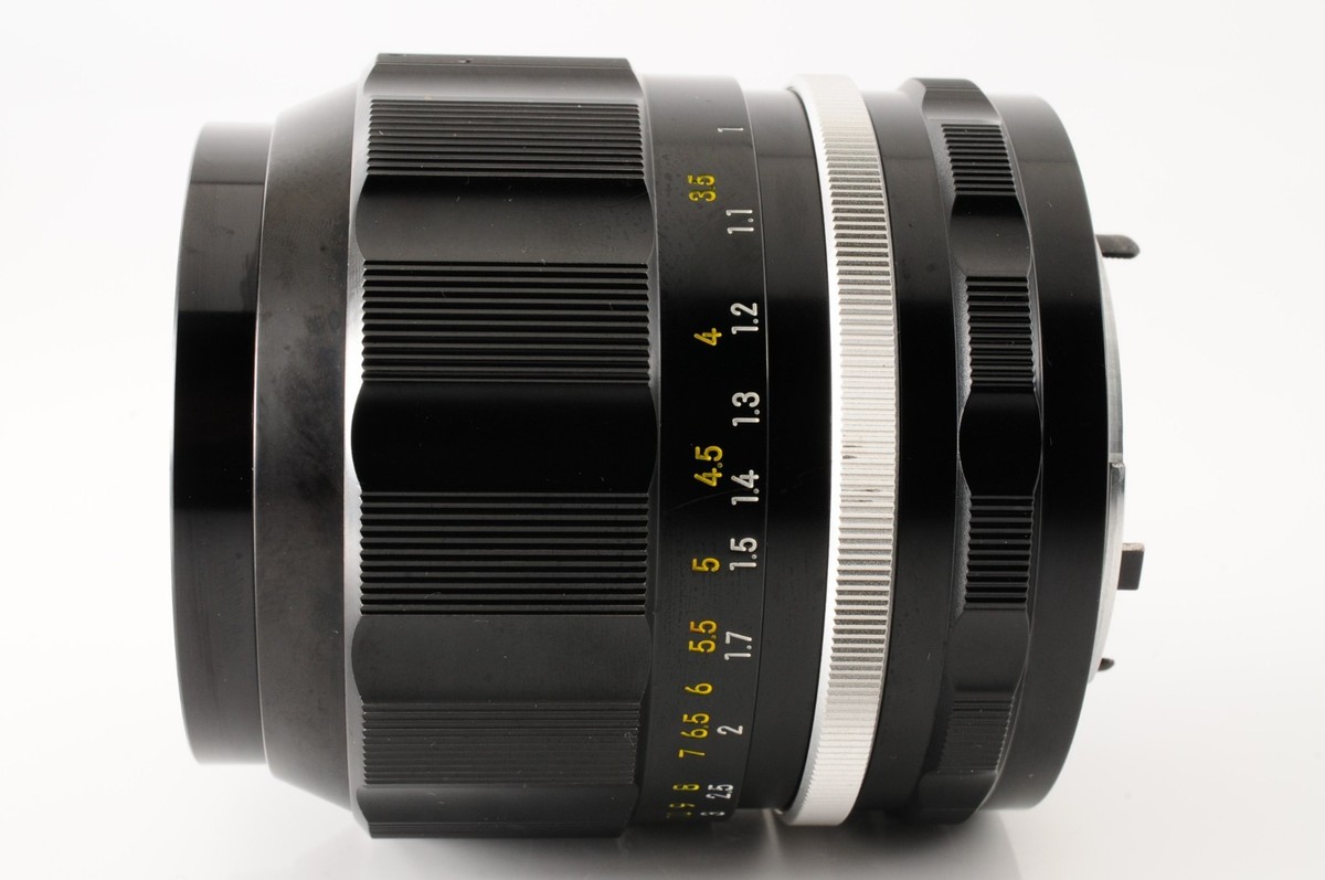 MINT] Nikon NIKKOR-P Auto 105mm F2.5 Non-Ai MF Lens From JAPAN #76