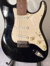Squire By Fender Electric Guitar Strat yr 2000 £159.99