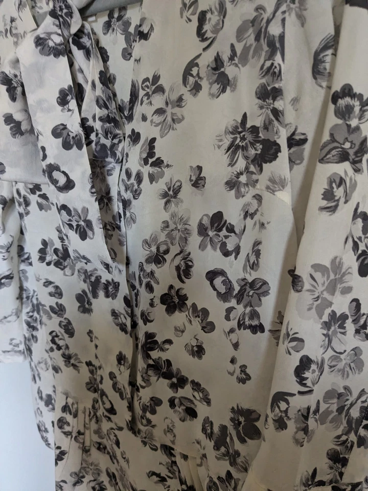 Stunning Max Mara Weekend Silk Chiffon Blouse Shirt Top Bow Neck Grey White M — 第 2/4 张图片