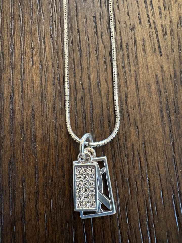 COLLAR COLGANTE LARGO de plata con dije Brighton Meridian Zenith $68 se vende por.  Foto 2 de 4