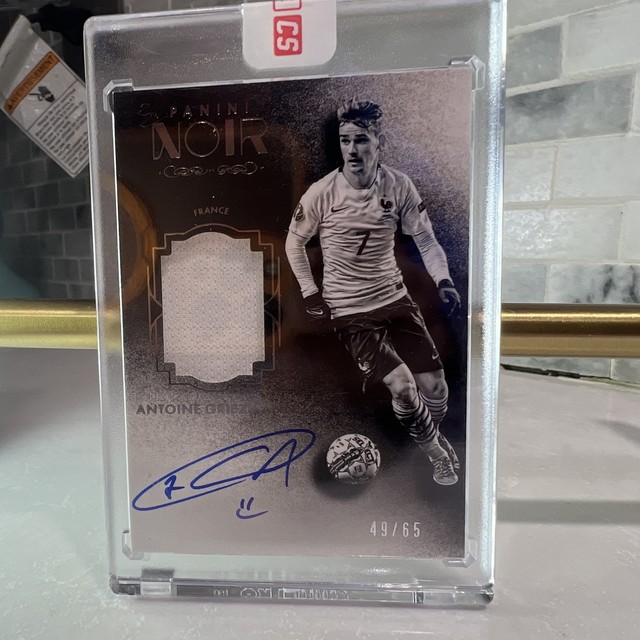 Panini 2016-17 Noir Soccer Antoine Griezmann France #MB-AG Auto Patch /65 SGC