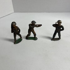 Manoil Barclay Metal Soldier Lot of 3.  18