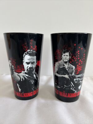 Set of 2 THE WALKING DEAD  Rick & Daryl  16 oz Pint Glasses AMC 2013 Just Funky