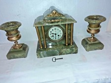 Ancienne et belle garniture de cheminée en Onyx