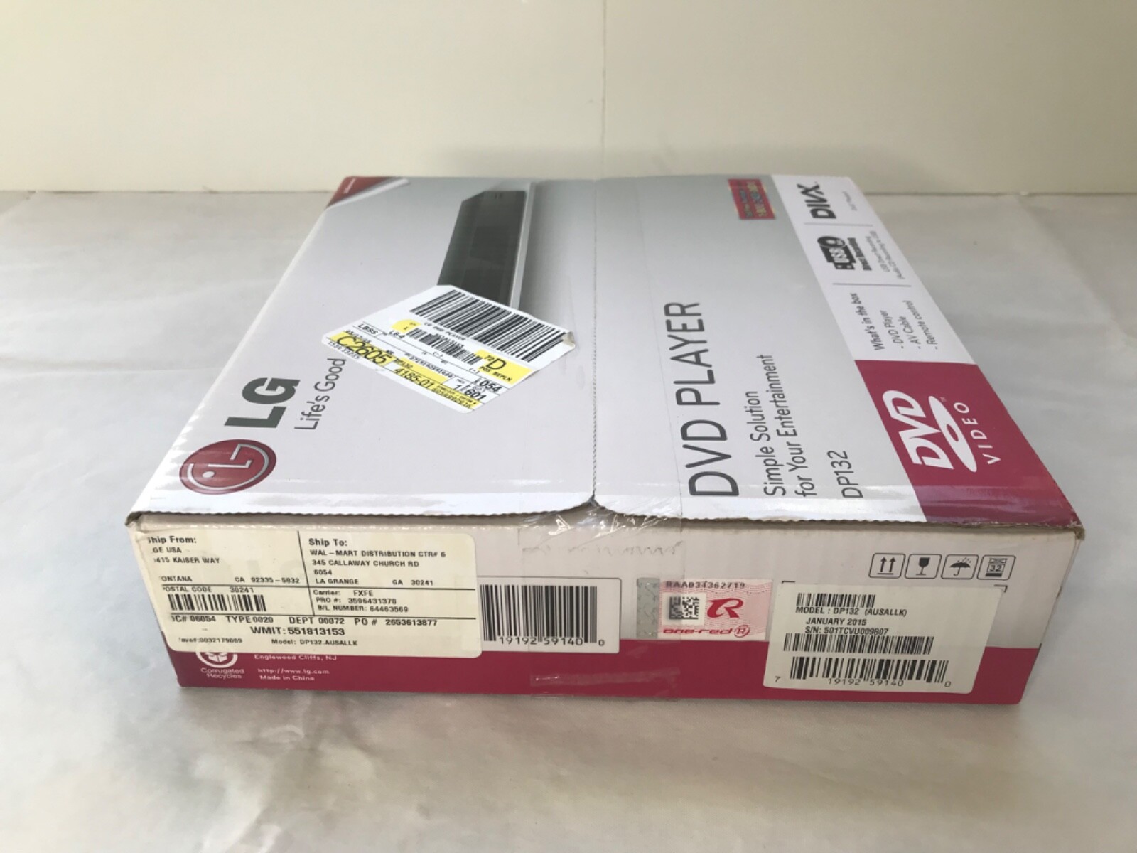 New LG DP132 DVD Player HDMI USB Direct Recording With Remote