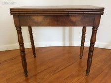 Table de jeu Louis Philippe en acajou et placage