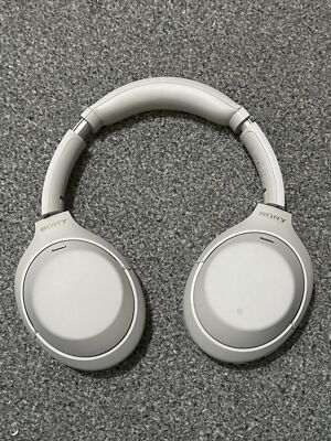 Sony WH-1000XM4 Wireless Silver Noise Canceling Over-ear