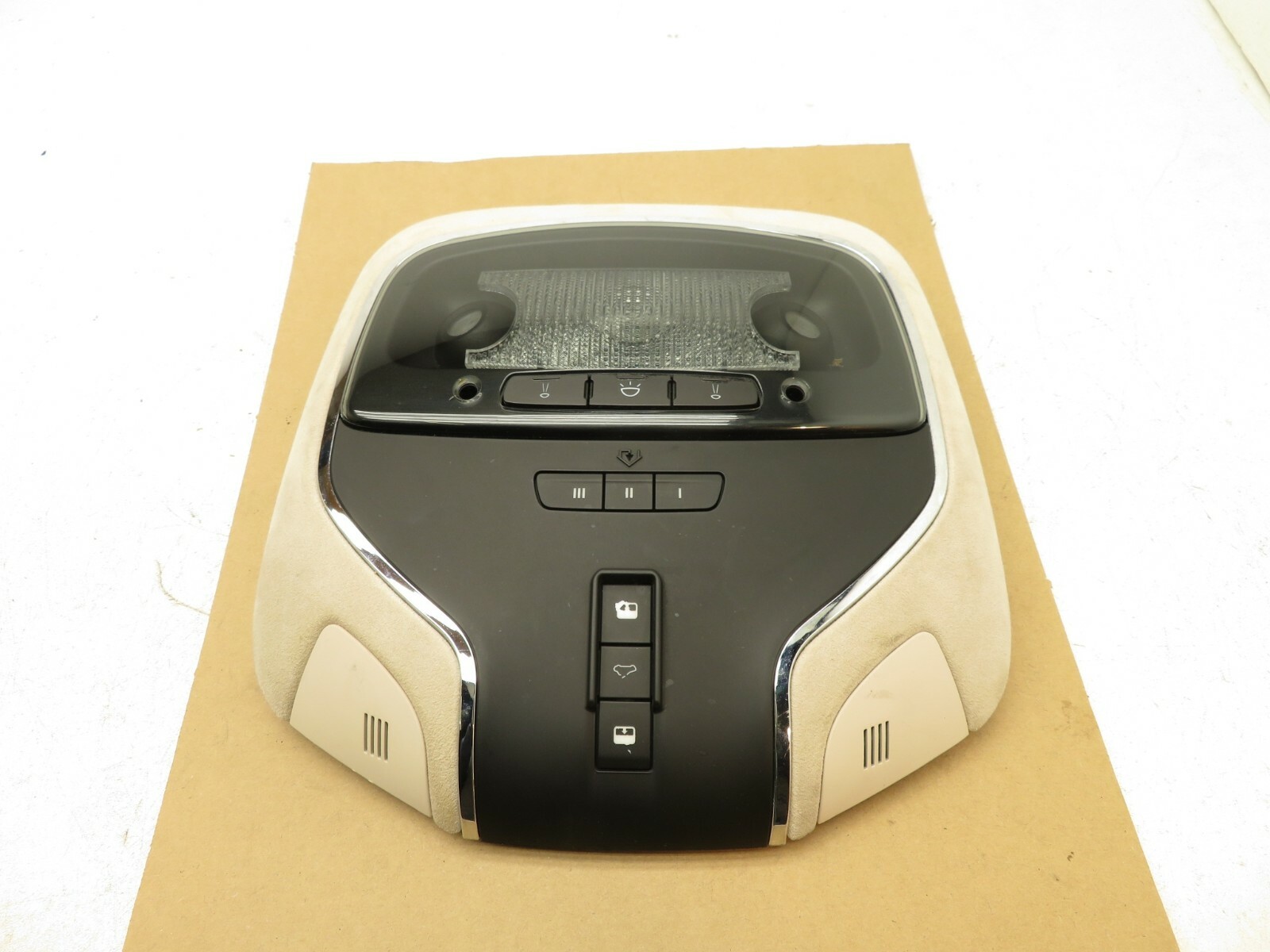 2014-2017 MASERATI GHIBLI SEDAN FRONT UPPER OVERHEAD DOME LIGHT READING LAMP OEM