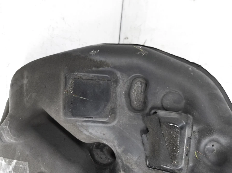 Lexus Ct200h 2013-2017 tanque de combustible de gasolina - 77001-76290 Foto 3 de 4