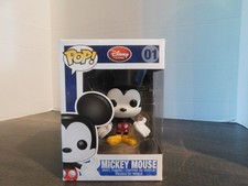 Funko Pop Mickey Mouse #01 - Red Label Disney Store - Vaulted NICE! RARE