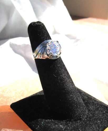 Vintage 925 sterling silver ring  size 5 1/2 large round Cubic Zirconia swirl