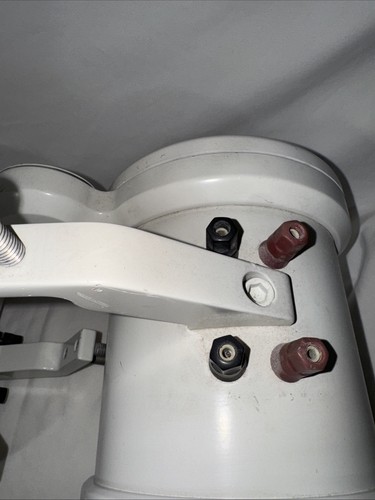 Pair of Clarion Marine Speaker & Halogen Light Mountable Marine Pods - Picture 10 of 12