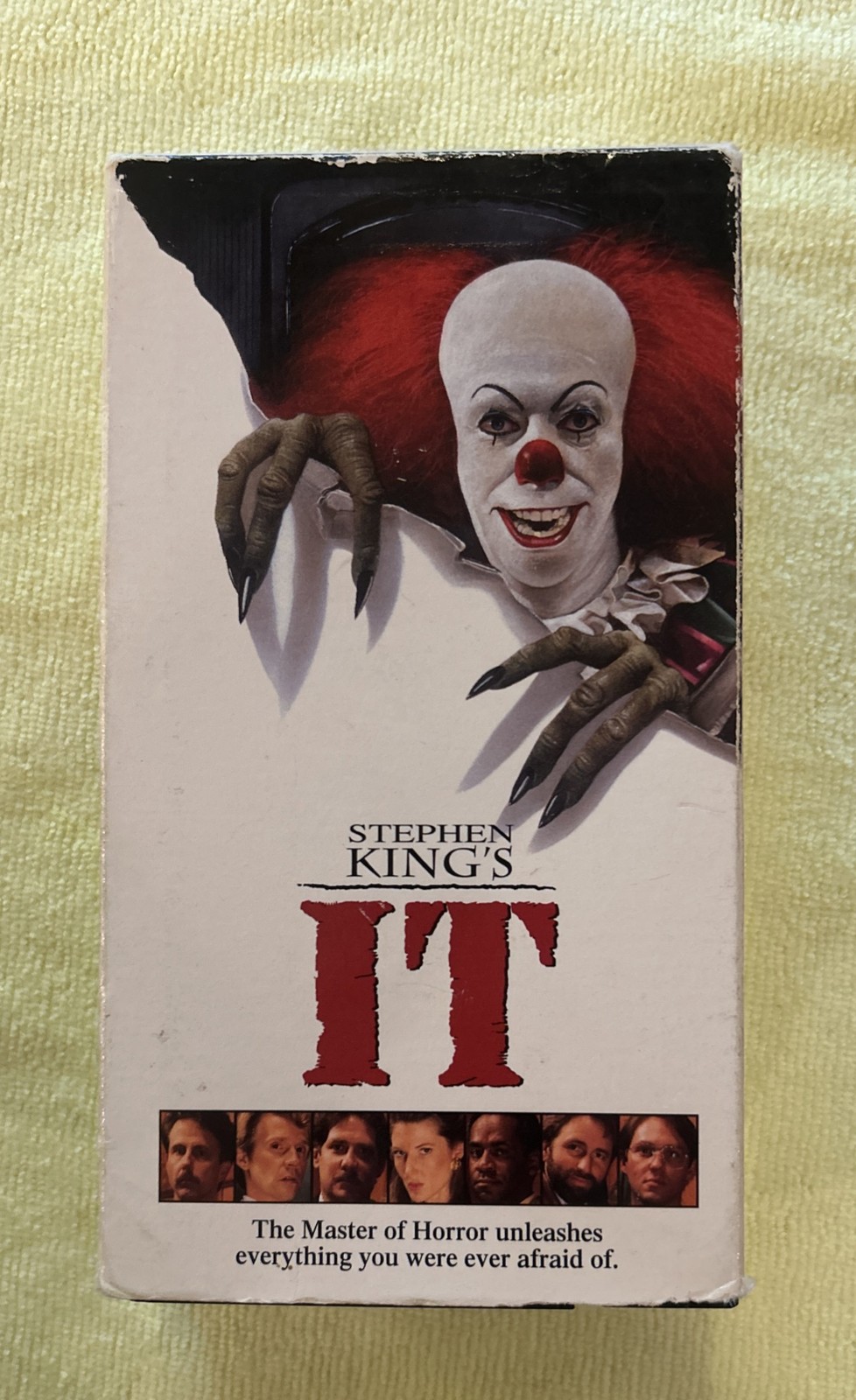 Stephen Kings IT 2 Tape VHS