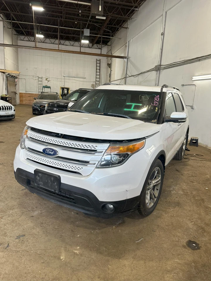 Conjunto de filtro de aire usado se adapta a: Ford Explorer 2012 3,5 L sin turbo grado A Foto 4 de 4