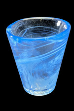 Kosta Boda  Mine Blue Tumbler Glas/Vase Becher  Ulrica Hydman-Vallien ca. 11 cm