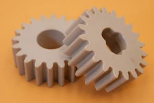 CARPIGIANI SOFT SERVE ICE CREAM  VAN MACHINE  R PUMP GEAR SET PLASTIC