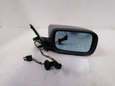 Retroviseur droit (ou coque) BMW 525
