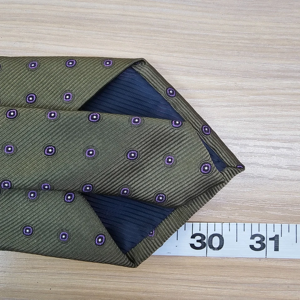 Corbata Medallón Para Hombre Verde Oliva TIEMART Acanalada Jacquard Micro Punto ALEXANDER LOGAN Foto 3 de 4