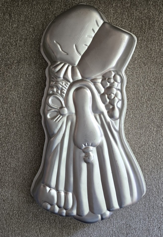 Wilton Vintage 1975 Holly Hobbie Cake Pan Mold 502194 American