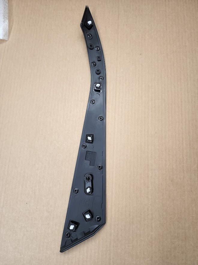NISSAN ALIMA 2019-2022 OEM RIGHT Body C-Pillar Molding OEM 78872 