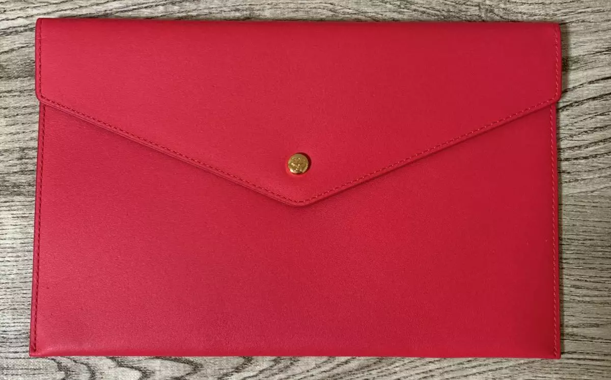 Mcm clutch red discount