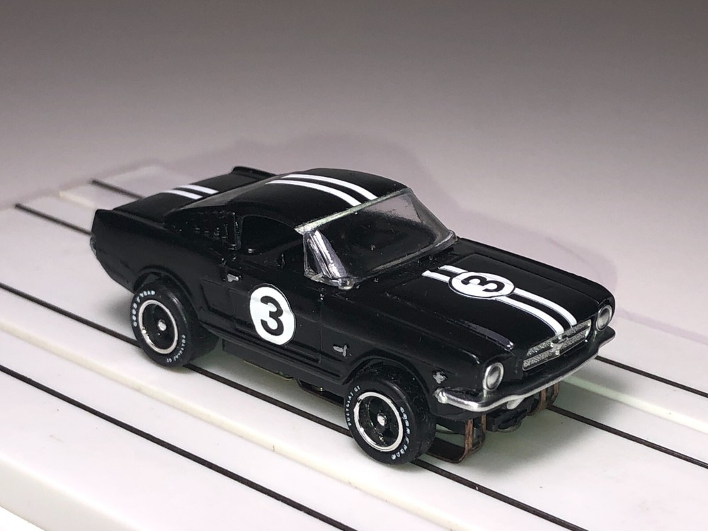 Custom T-Jet Mustang Fastback Drag Racing Set with HP Magnets & RRR Wheels