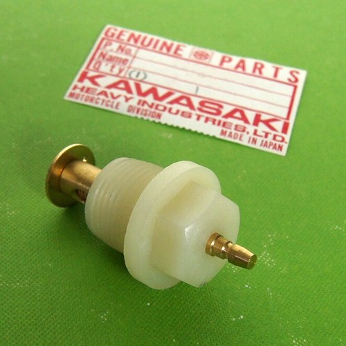 197685 Kawasaki Oil Pressure Switch Engine Motor nos kz1100 kz1000