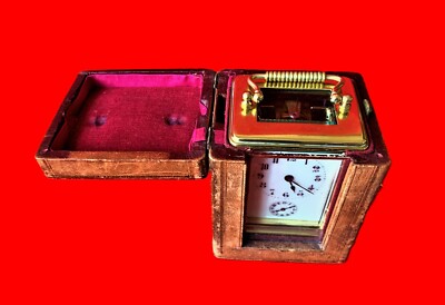 Antike Couaillet Frères französische Kutschenuhr Wecker + Reiseetui Ende 19.Jh.