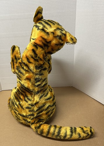 Vintage Walt Disney Distributing Large 19” Stuffed Tigger Winnie the Pooh Plush - Picture 6 of 12